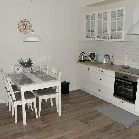 Apartament Z Ogrodkiem Pobierowo Exterior photo