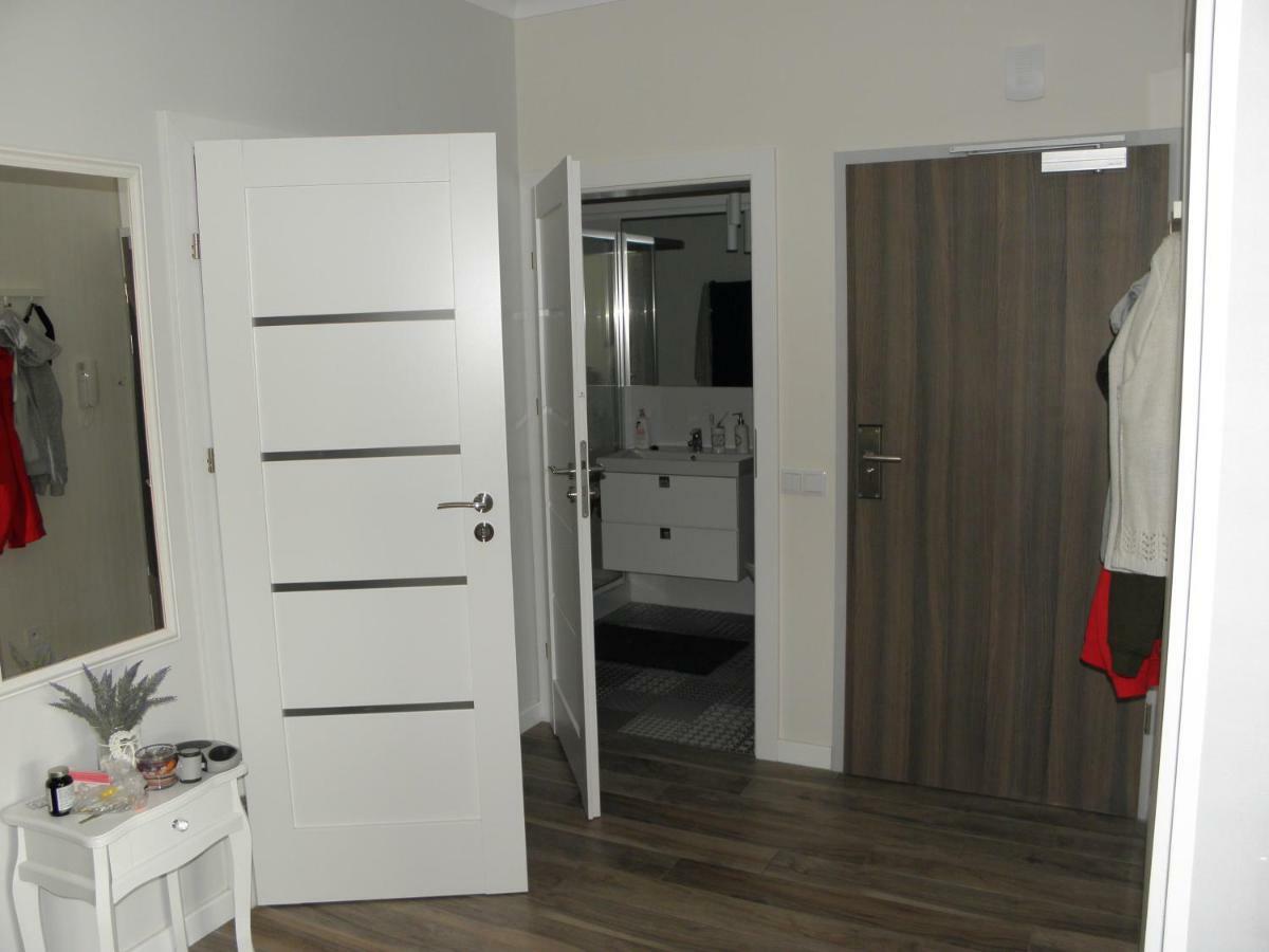 Apartament Z Ogrodkiem Pobierowo Exterior photo
